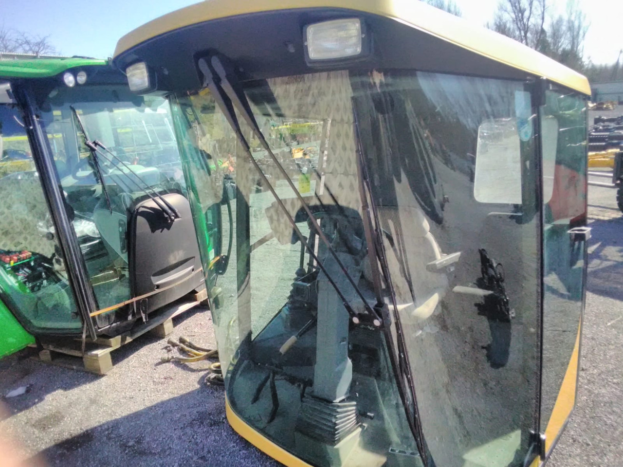 NEW HOLLAND TX 65 - Cabina para Cosechadora de granos: foto 1 NEW HOLLAND TX 65 - Cabina para Cosechadora de granos: foto 1