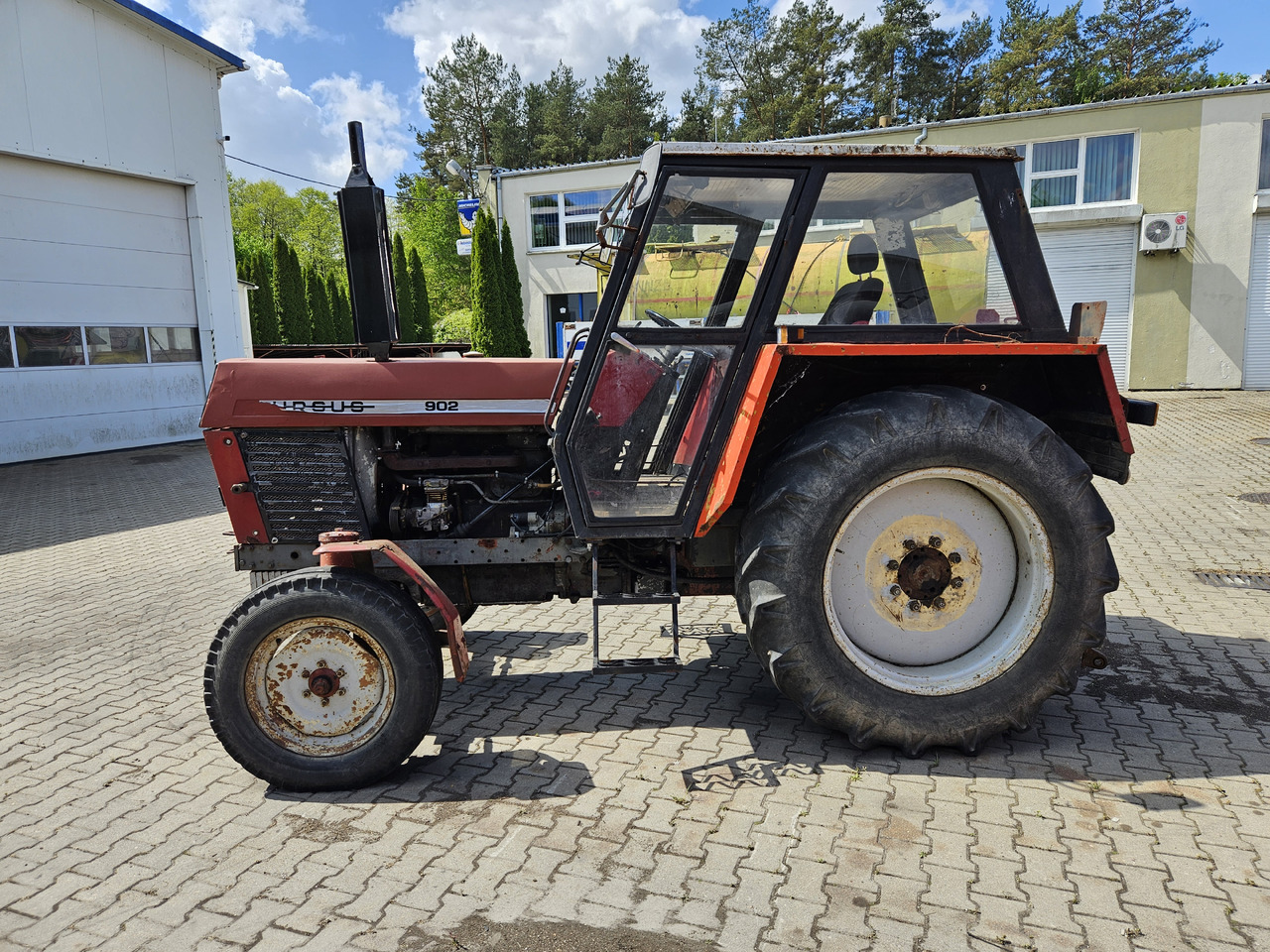 Ursus C-385 - Tractor: foto 1 Ursus C-385 - Tractor: foto 1