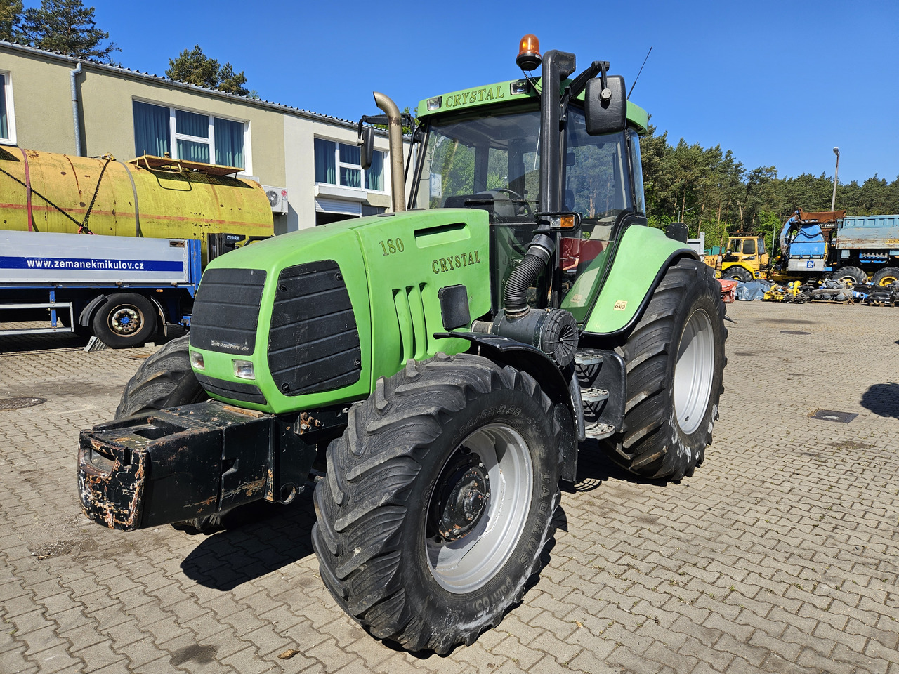 Ursus Crystal 180 - Tractor: foto 1 Ursus Crystal 180 - Tractor: foto 1