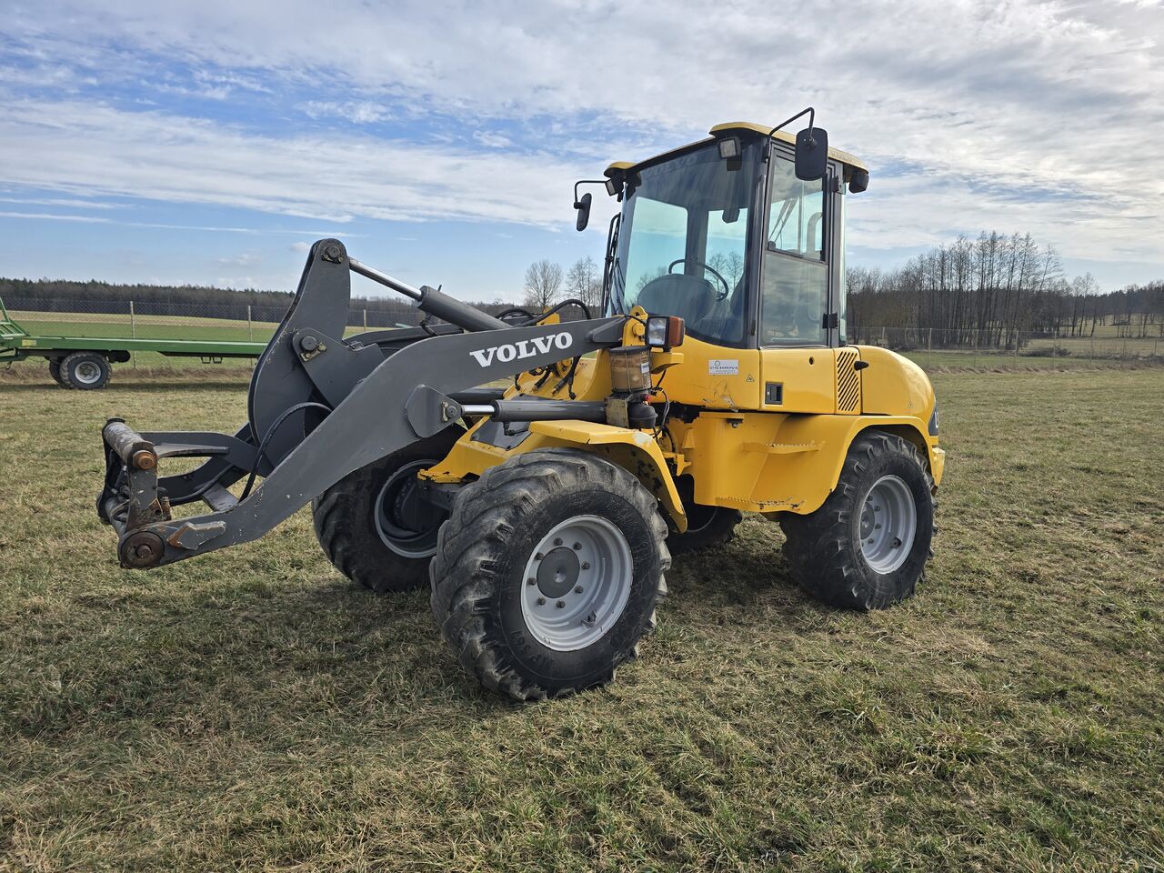 VOLVO L35 - Cargadora de ruedas: foto 1 VOLVO L35 - Cargadora de ruedas: foto 1