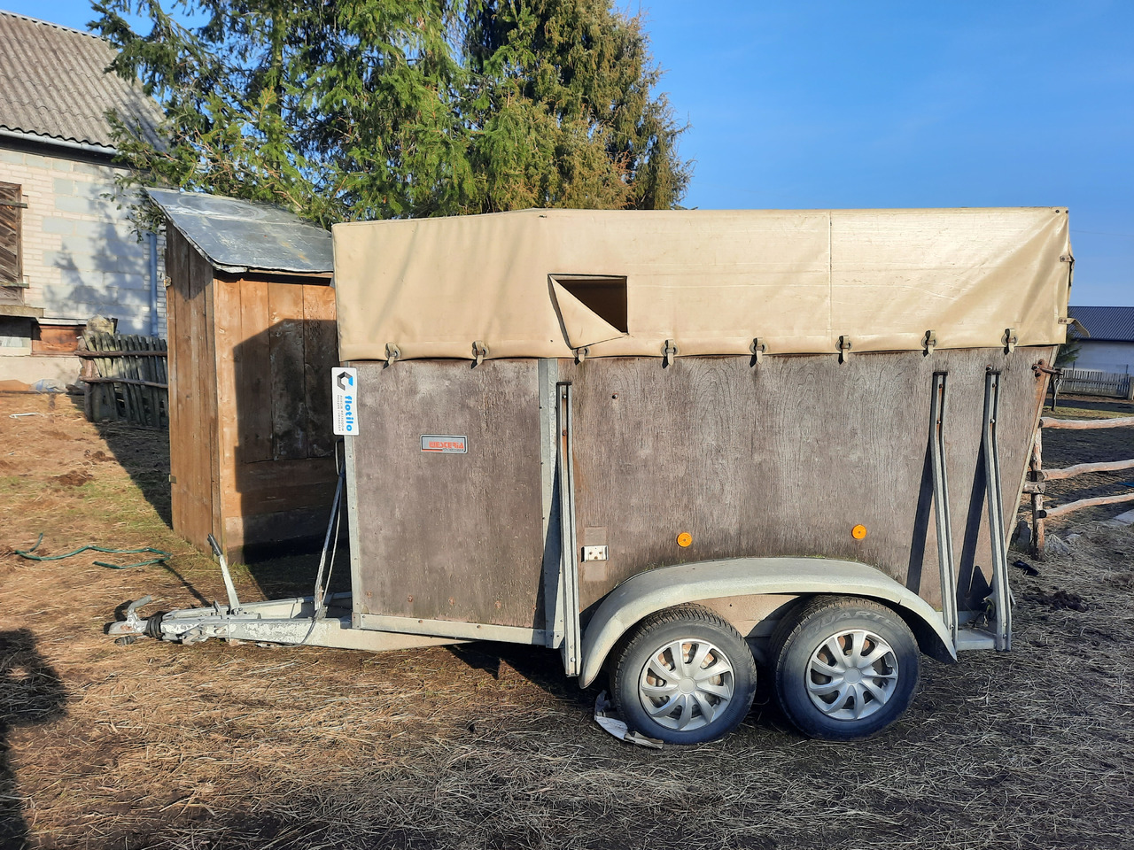 WESTERIA VT 135 - Transporte de ganado remolque: foto 3 WESTERIA VT 135 - Transporte de ganado remolque: foto 3