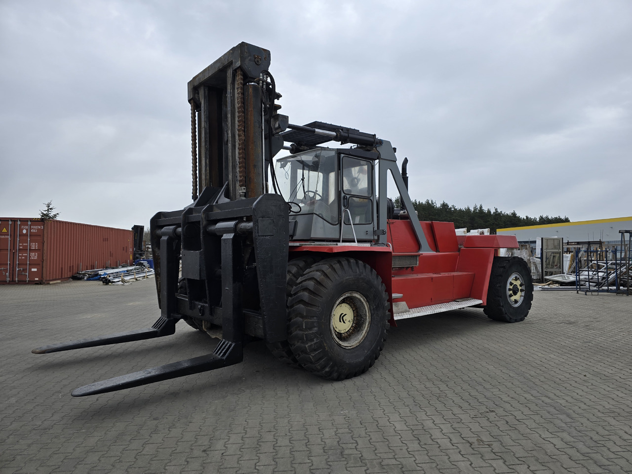 Kalmar KALMAR DCD420-12 - Carretilla para contenedores: foto 1 Kalmar KALMAR DCD420-12 - Carretilla para contenedores: foto 1