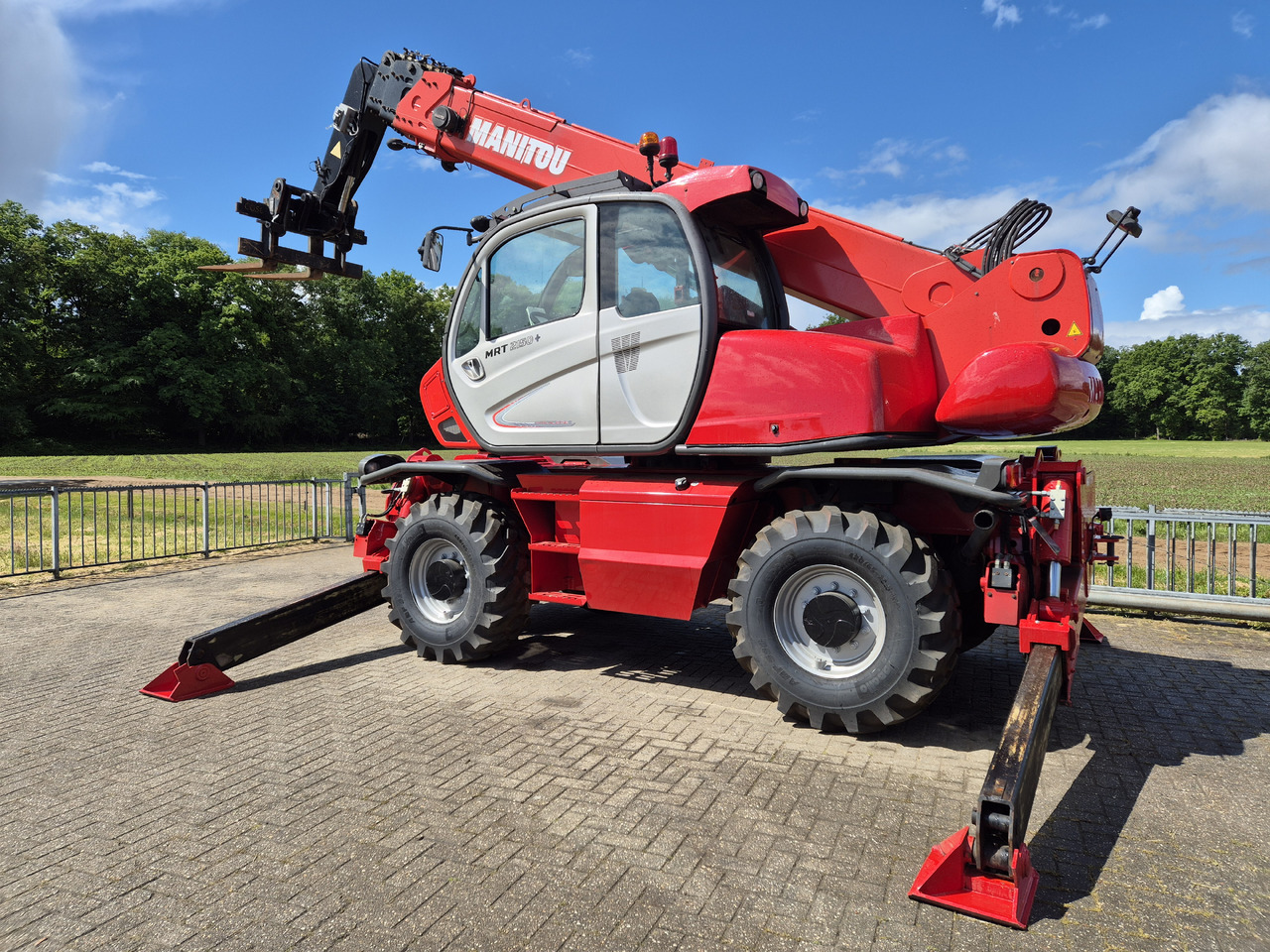 Manitou MRT 2150 plus privilege - Manipulador telescópico: foto 5 Manitou MRT 2150 plus privilege - Manipulador telescópico: foto 5