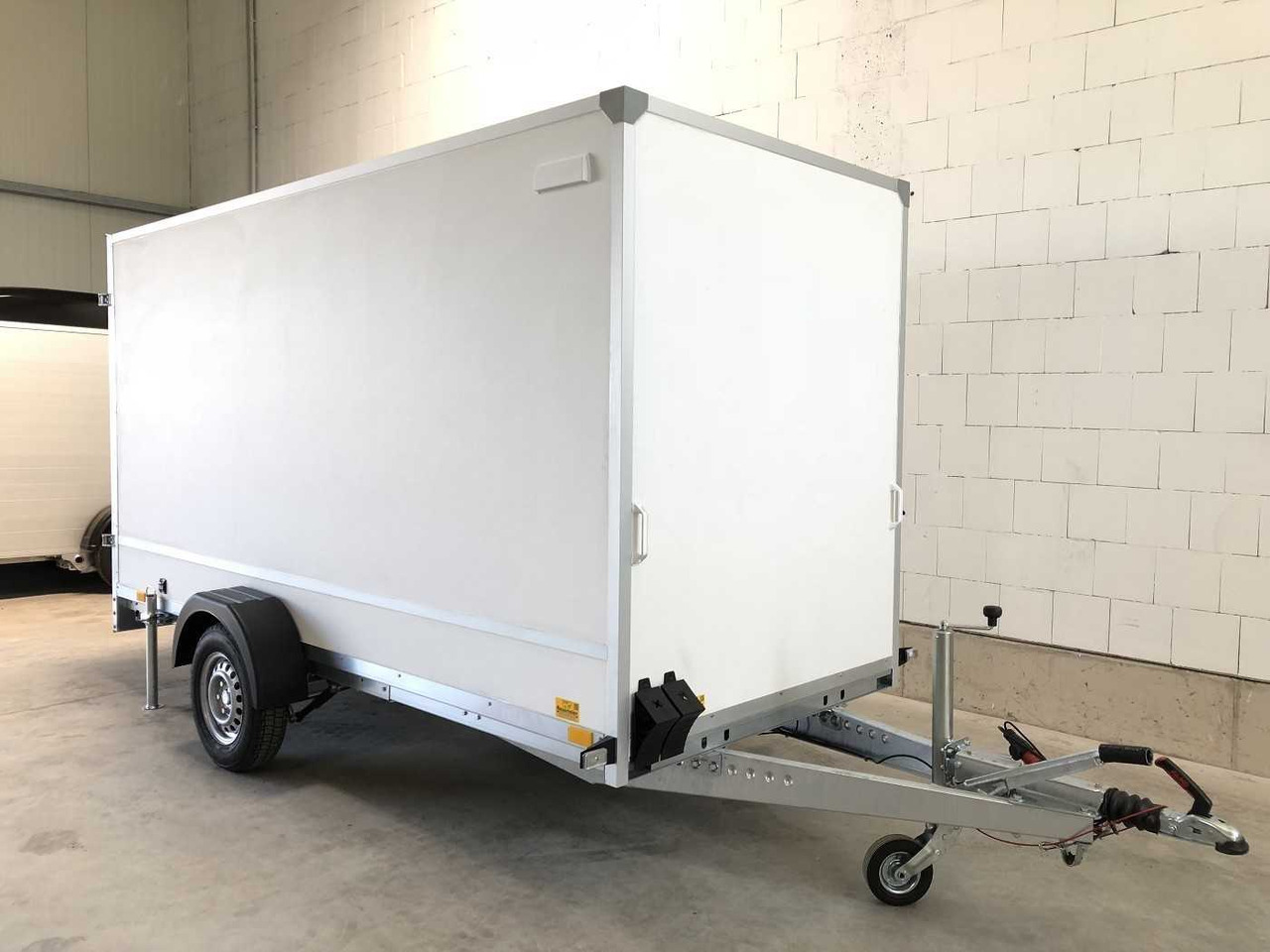 BLYSS F1336HD Kofferanhänger - Caja cerrada remolque: foto 2 BLYSS F1336HD Kofferanhänger - Caja cerrada remolque: foto 2