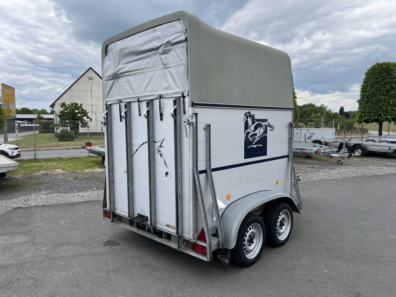 BOECKMANN Duo AP Pferdetransporter Viehanhänger - Remolque para caballos: foto 3 BOECKMANN Duo AP Pferdetransporter Viehanhänger - Remolque para caballos: foto 3