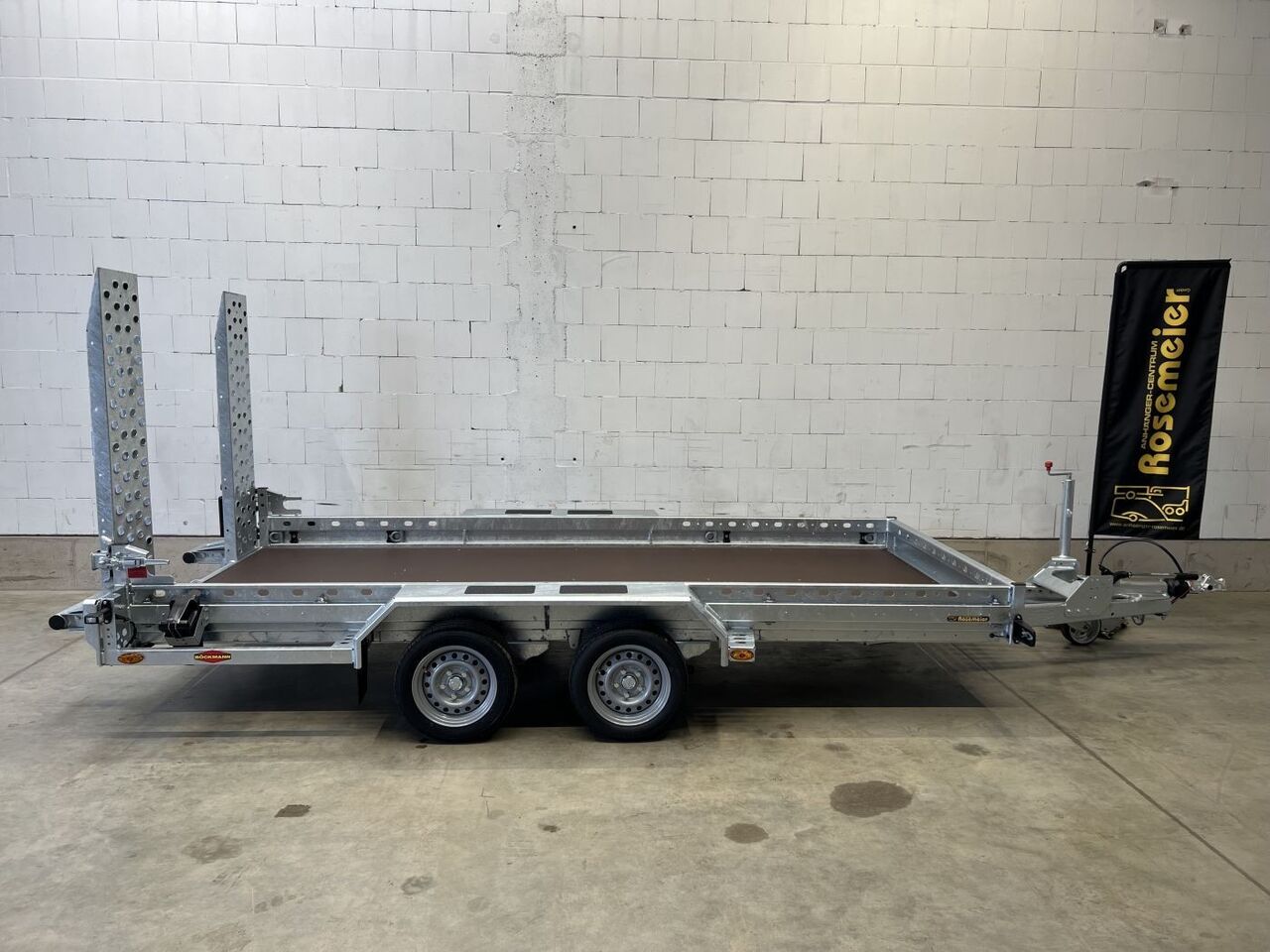 Böckmann BT-ST 4018/35 Maschinentransporter - Remolque plataforma/ Caja abierta: foto 2 Böckmann BT-ST 4018/35 Maschinentransporter - Remolque plataforma/ Caja abierta: foto 2