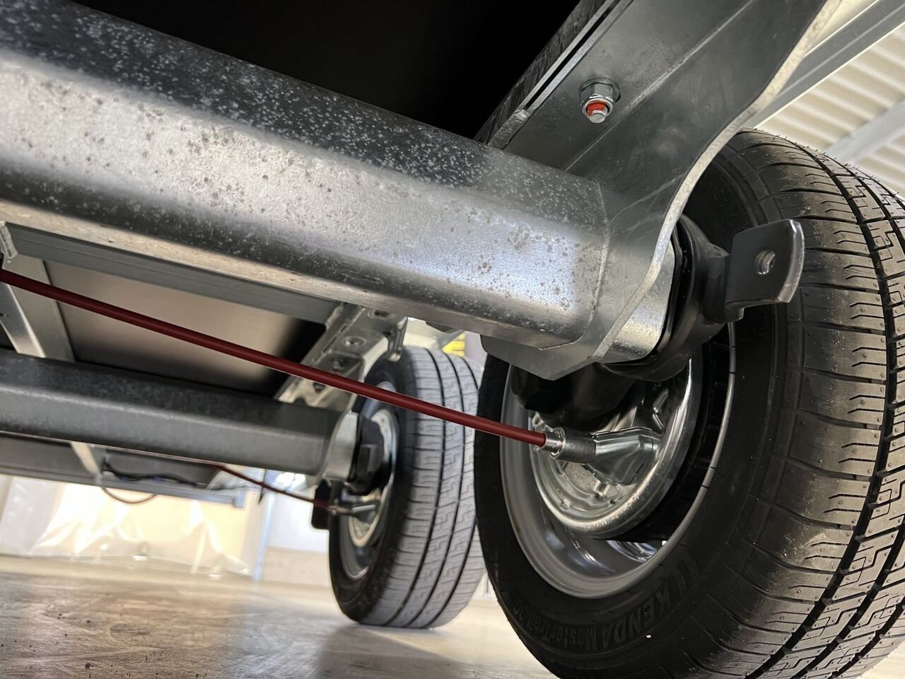 Böckmann BT-ST 4018/35 Maschinentransporter - Remolque plataforma/ Caja abierta: foto 5 Böckmann BT-ST 4018/35 Maschinentransporter - Remolque plataforma/ Caja abierta: foto 5