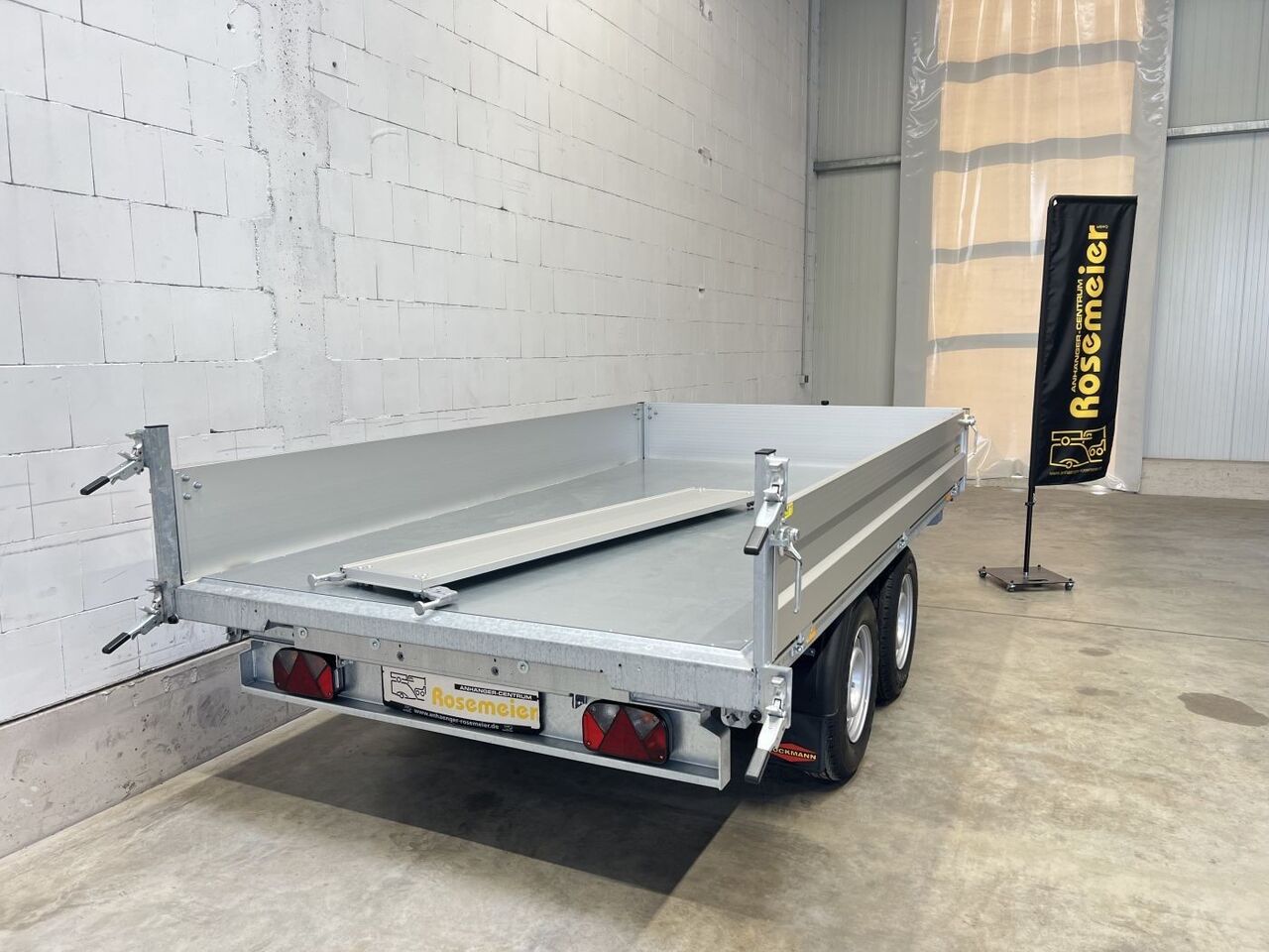 Böckmann DK-AL 3218/30 P Eco XXL Dreiseitenkipper - Volquete remolque: foto 5 Böckmann DK-AL 3218/30 P Eco XXL Dreiseitenkipper - Volquete remolque: foto 5