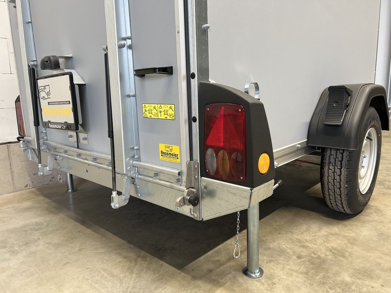 Böckmann KT 3015/15 M F Tür TKL Stützen Kofferanhänger - Caja cerrada remolque: foto 2 Böckmann KT 3015/15 M F Tür TKL Stützen Kofferanhänger - Caja cerrada remolque: foto 2