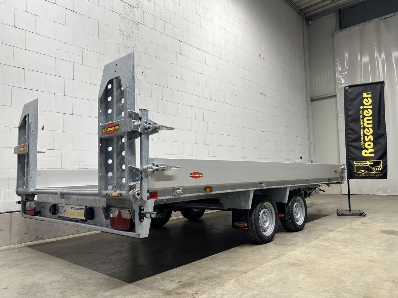 Böckmann MH-AL 4321/35 Maschinentransporter - Remolque plataforma/ Caja abierta: foto 4 Böckmann MH-AL 4321/35 Maschinentransporter - Remolque plataforma/ Caja abierta: foto 4