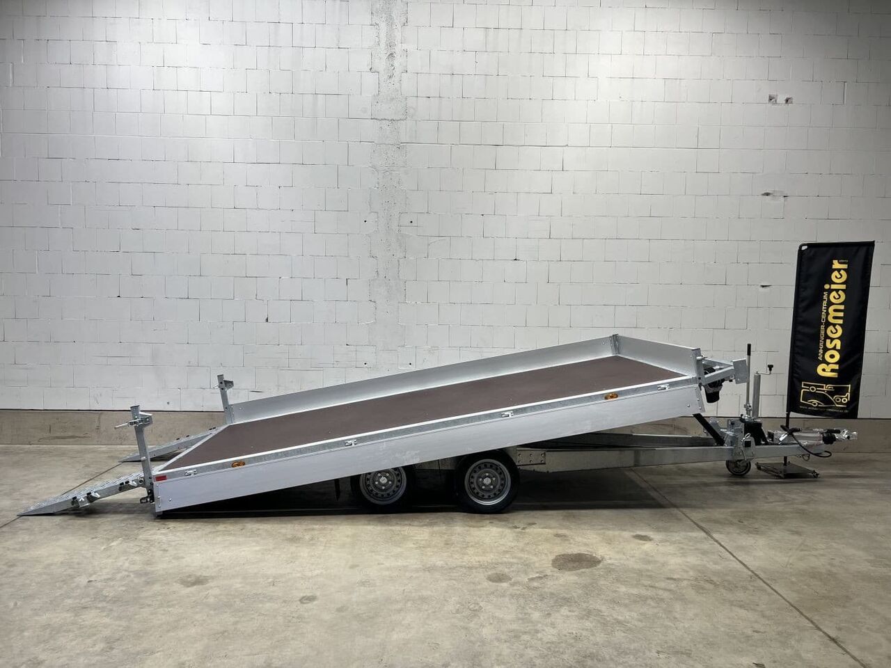 Böckmann MH-AL 4321/35 Maschinentransporter - Remolque plataforma/ Caja abierta: foto 1 Böckmann MH-AL 4321/35 Maschinentransporter - Remolque plataforma/ Caja abierta: foto 1