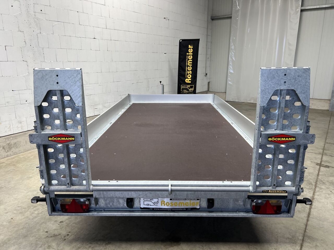 Böckmann MH-AL 4321/35 Maschinentransporter - Remolque plataforma/ Caja abierta: foto 5 Böckmann MH-AL 4321/35 Maschinentransporter - Remolque plataforma/ Caja abierta: foto 5