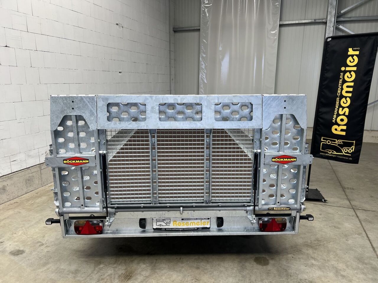 Böckmann MH-AL 5021/35 Maschinentransporter - Remolque plataforma/ Caja abierta: foto 4 Böckmann MH-AL 5021/35 Maschinentransporter - Remolque plataforma/ Caja abierta: foto 4