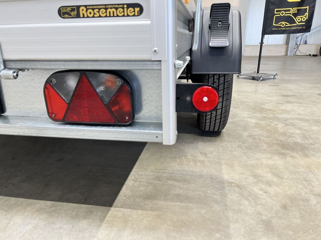 Böckmann TL-AL 3015/20 Eco XXL Profi G Kastenanhänger geb - Remolque de coche: foto 4 Böckmann TL-AL 3015/20 Eco XXL Profi G Kastenanhänger geb - Remolque de coche: foto 4