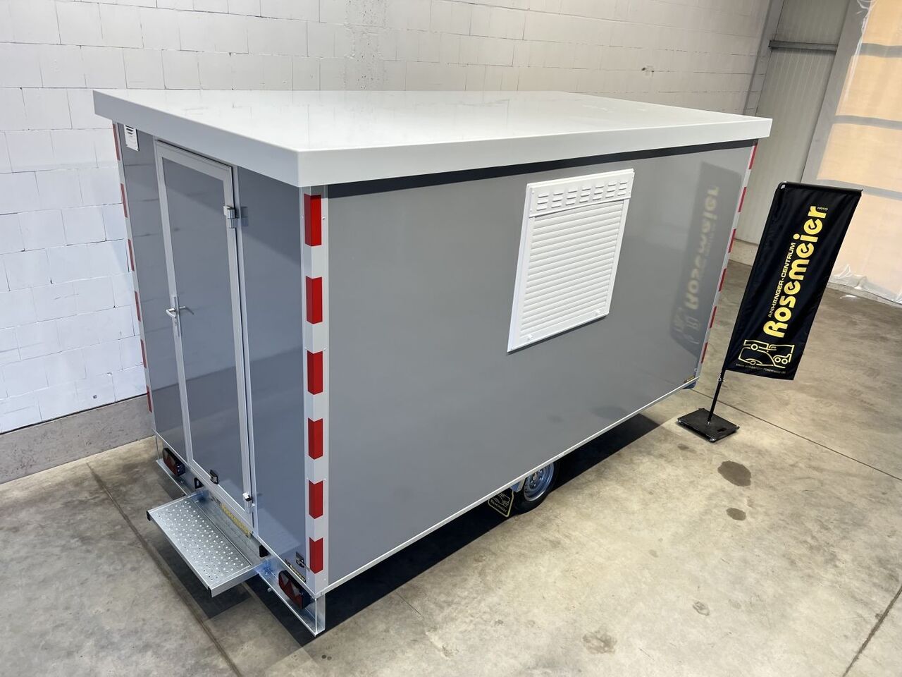 Brouwer Group S-400 ca. 8 Personen Bauwagen - Remolque porta maquinaria: foto 4 Brouwer Group S-400 ca. 8 Personen Bauwagen - Remolque porta maquinaria: foto 4