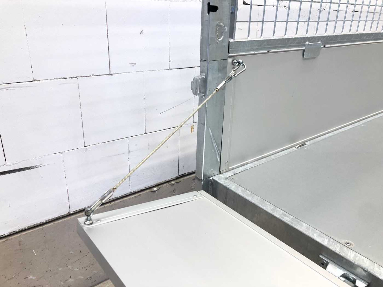 CHEVAL LIBERTE DEBON PW1.2E Lux E-Pumpe Gitter Rückwärtskipper - Volquete remolque: foto 4 CHEVAL LIBERTE DEBON PW1.2E Lux E-Pumpe Gitter Rückwärtskipper - Volquete remolque: foto 4
