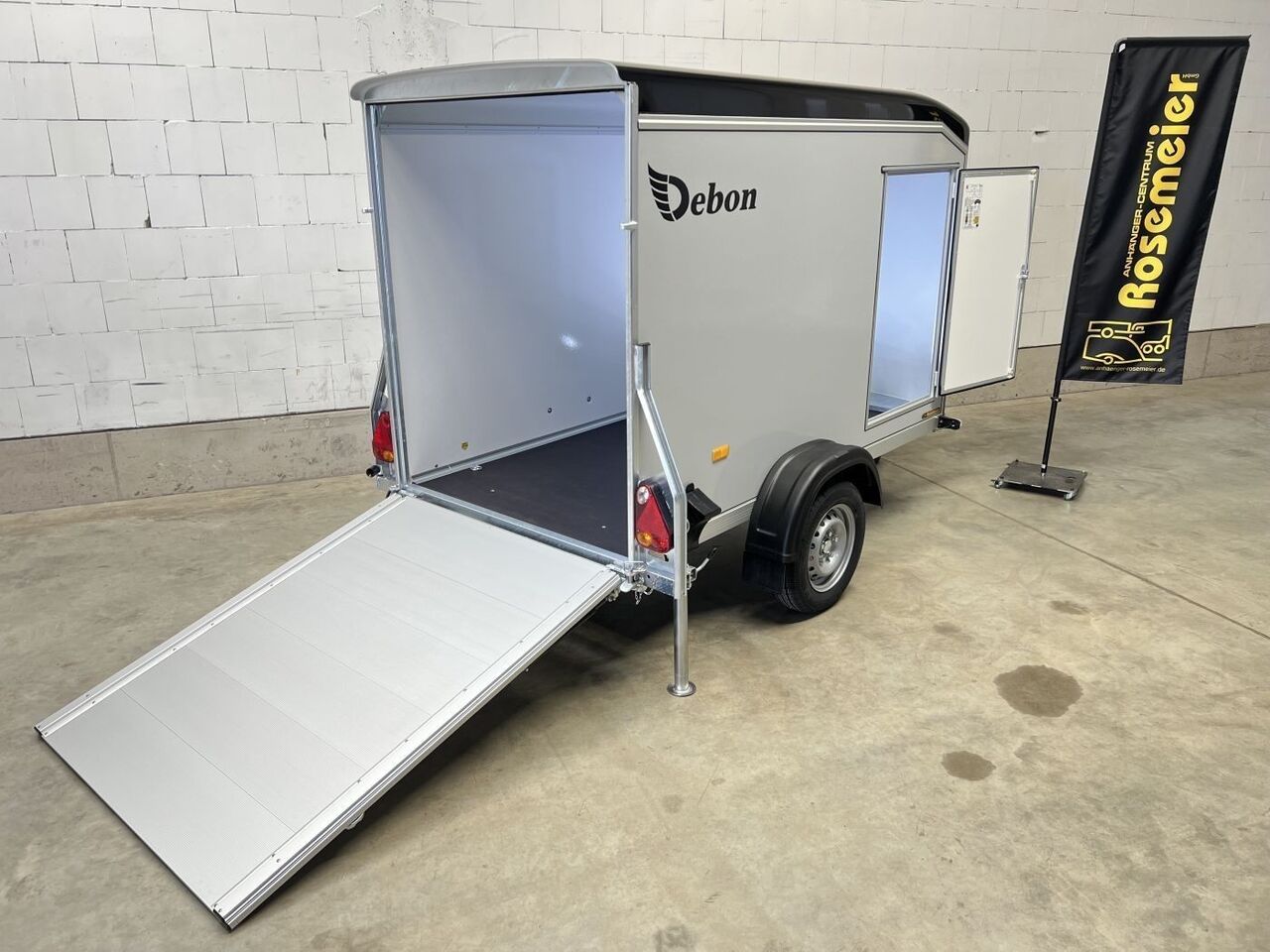 Cheval Liberte Debon C255 Seitentür ungebremst Kofferanhänger - Caja cerrada remolque: foto 3 Cheval Liberte Debon C255 Seitentür ungebremst Kofferanhänger - Caja cerrada remolque: foto 3