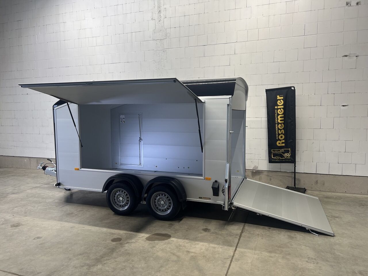 Cheval Liberte Debon C700 Roadster Verk.Kl & Tür Kofferanhänger - Caja cerrada remolque: foto 3 Cheval Liberte Debon C700 Roadster Verk.Kl & Tür Kofferanhänger - Caja cerrada remolque: foto 3