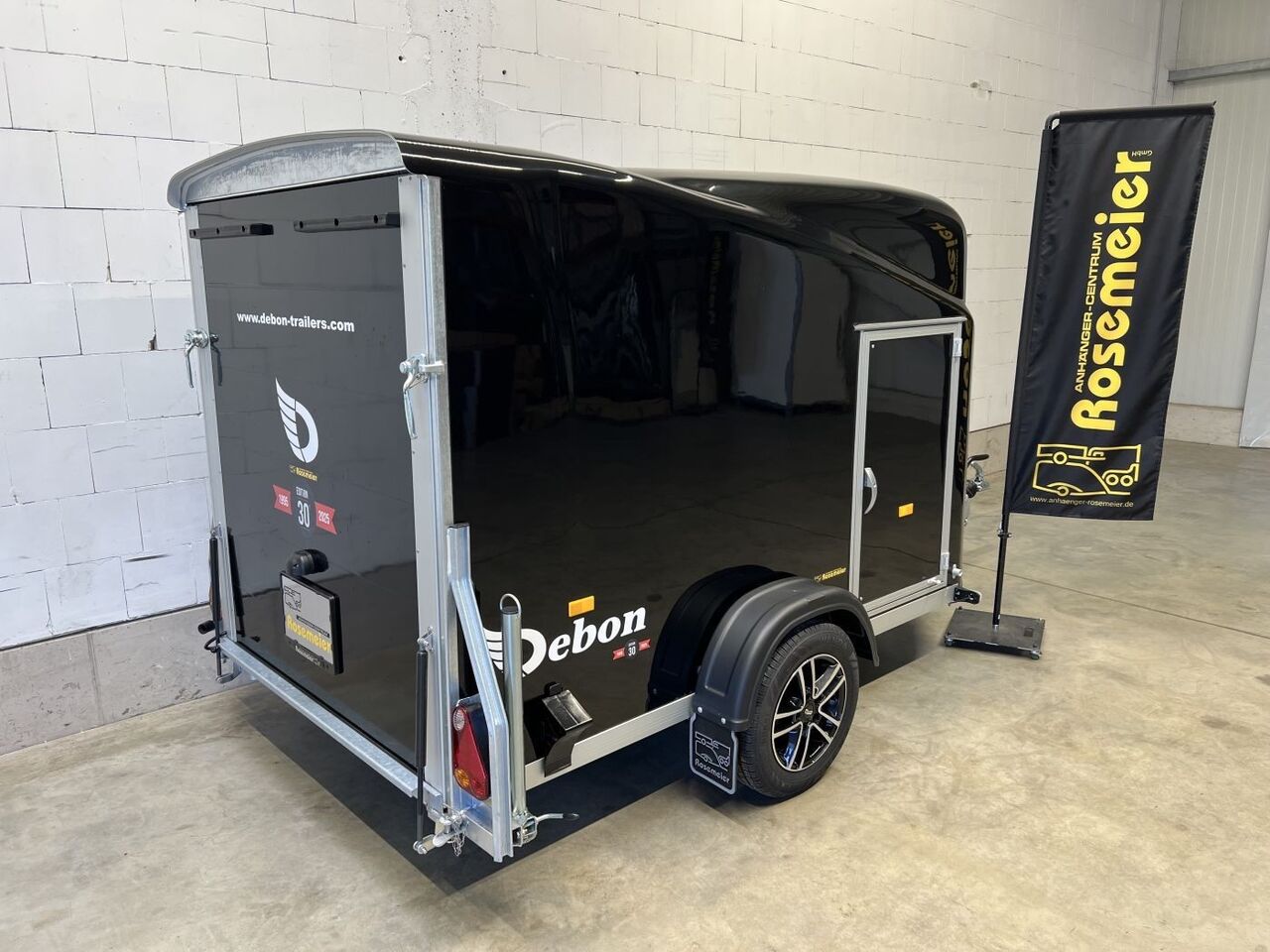 Cheval Liberte Debon Cargo 1300.02+Tür Alu-Felgen Kofferanhänger - Caja cerrada remolque: foto 3 Cheval Liberte Debon Cargo 1300.02+Tür Alu-Felgen Kofferanhänger - Caja cerrada remolque: foto 3