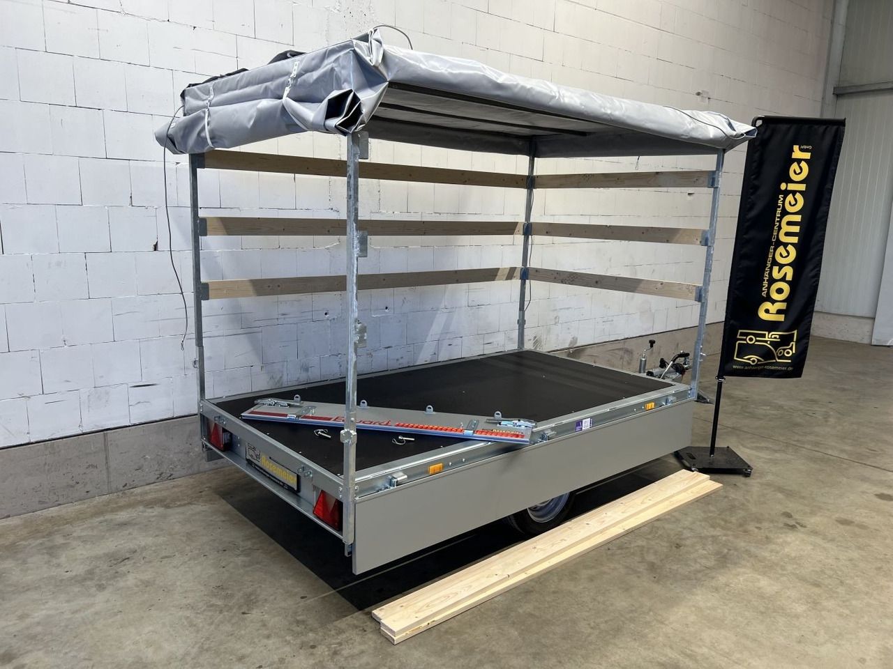 EDUARD 2514-3-P3-1363-1 Plane Hochlader - Remolque de coche: foto 5 EDUARD 2514-3-P3-1363-1 Plane Hochlader - Remolque de coche: foto 5