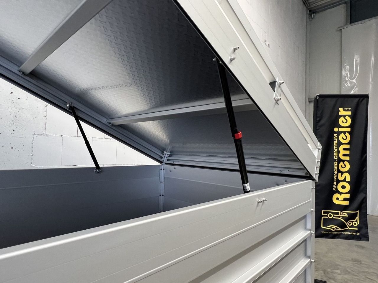 KOCH 4.13 3 BWEH Tür Deckelanhänger - Remolque de coche: foto 4 KOCH 4.13 3 BWEH Tür Deckelanhänger - Remolque de coche: foto 4