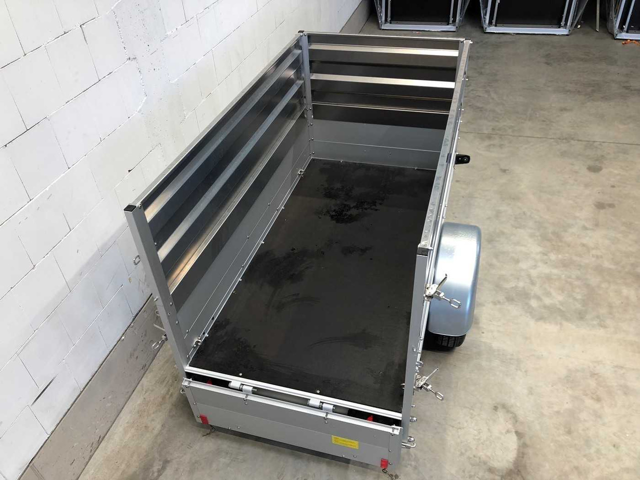 KOCH U2 mit Kastenaufsatz Kastenanhänger ungebremst - Remolque de coche: foto 3 KOCH U2 mit Kastenaufsatz Kastenanhänger ungebremst - Remolque de coche: foto 3