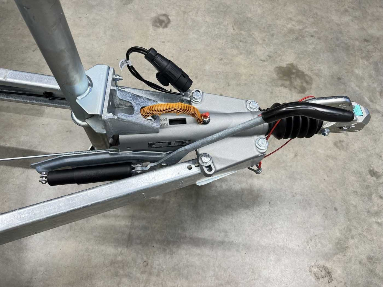 Portavehículos remolque nuevo MARTZ GT Plateau 450/2 S 3T Alu Plattformanhänger: foto 24