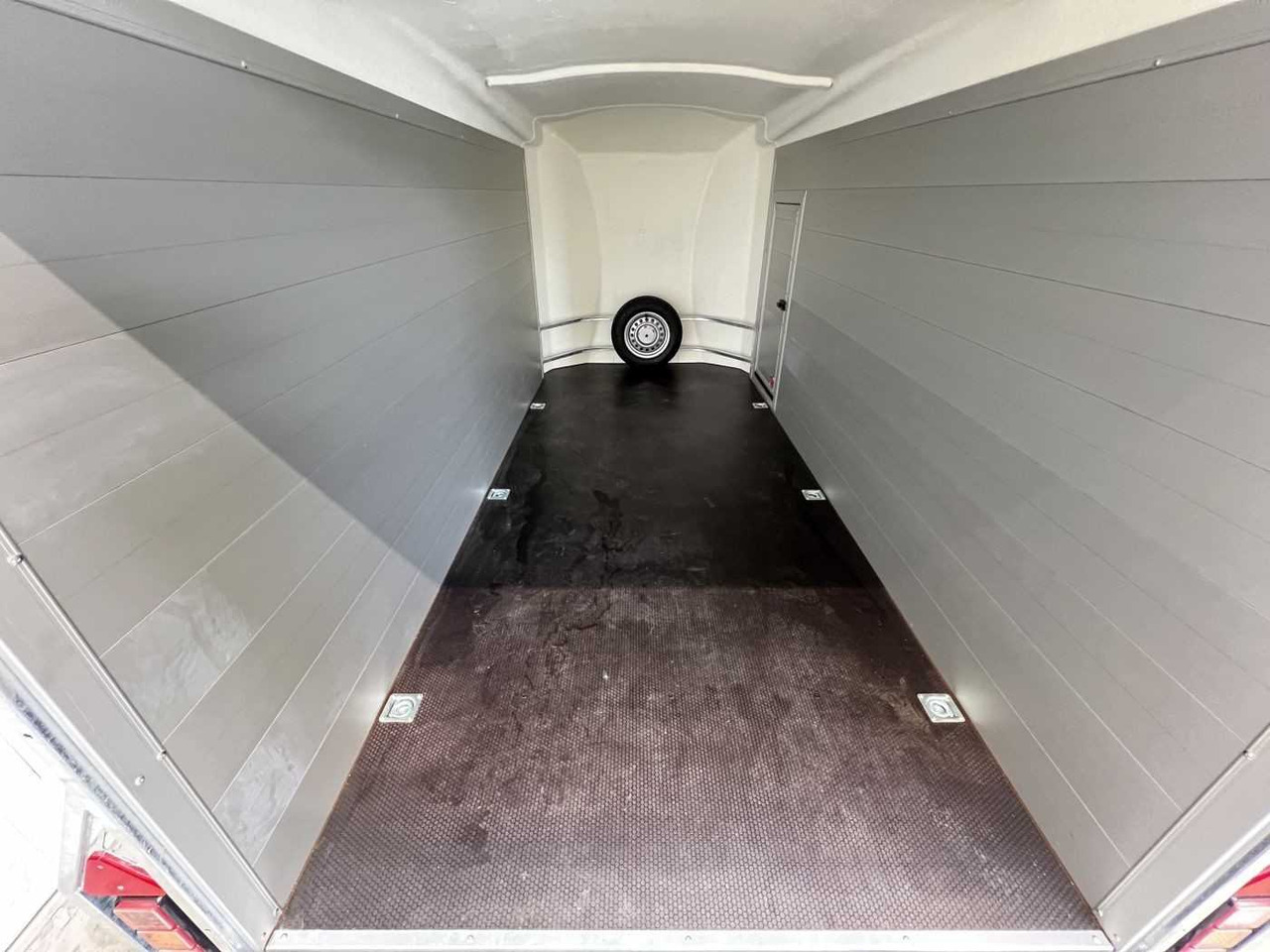 NUGENT BX3717S-GRY-DD Kofferanhänger - Caja cerrada remolque: foto 3 NUGENT BX3717S-GRY-DD Kofferanhänger - Caja cerrada remolque: foto 3
