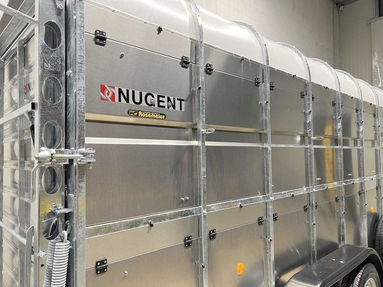 Transporte de ganado remolque nuevo NUGENT L4318H-H-SD Viehanhänger: foto 22 Transporte de ganado remolque nuevo NUGENT L4318H-H-SD Viehanhänger: foto 22