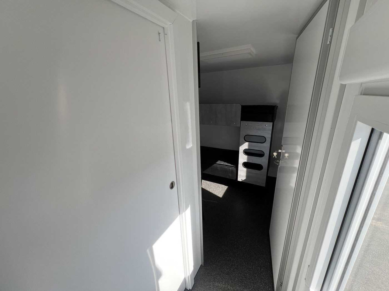 Remolque nuevo ROSEMEIER EW TA-NO Mannschaftswagen 662 Mannschaftswagen: foto 11