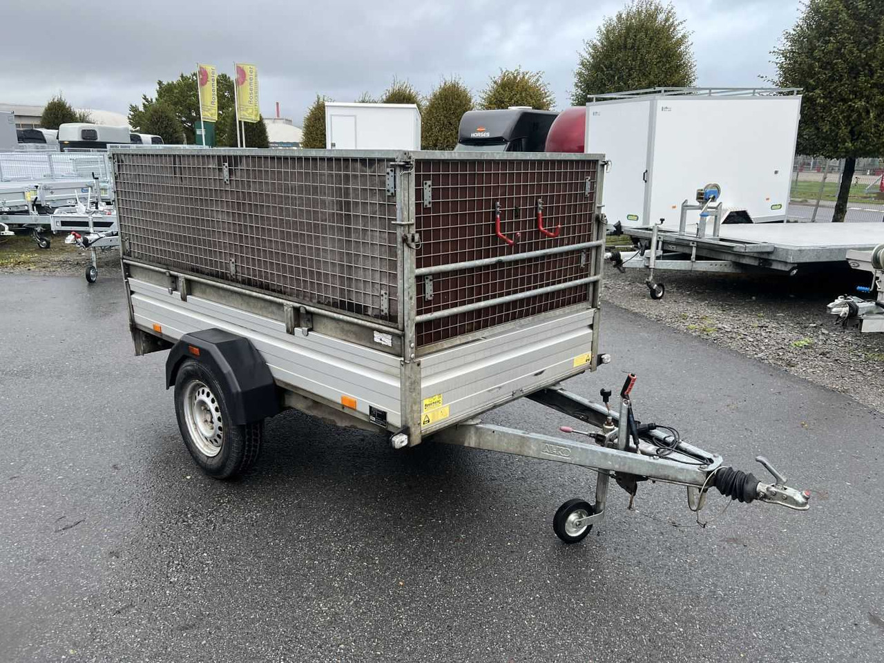 SARIS BMG135V McAlu Compact Gitter Kastenanhänger gebr - Remolque de coche: foto 1 SARIS BMG135V McAlu Compact Gitter Kastenanhänger gebr - Remolque de coche: foto 1