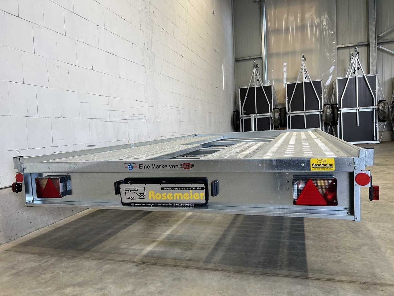 Portavehículos remolque nuevo TPV HL-EBK 3520/15 Autotransporter: foto 17 Portavehículos remolque nuevo TPV HL-EBK 3520/15 Autotransporter: foto 17