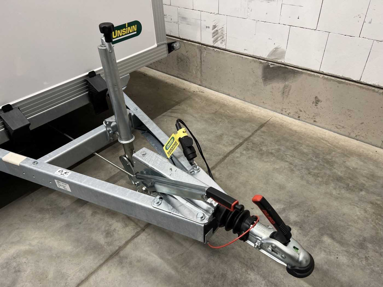 UNSINN UKU 301519-20-13 Rampe+VKL Kofferanhänger - Remolque venta ambulante: foto 4 UNSINN UKU 301519-20-13 Rampe+VKL Kofferanhänger - Remolque venta ambulante: foto 4