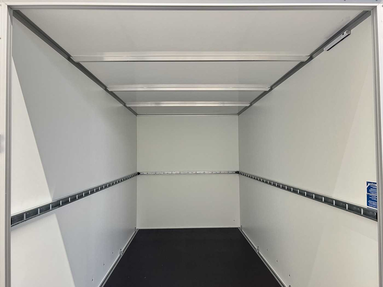 UNSINN UKU 361719-26-14 Rampe Kofferanhänger - Caja cerrada remolque: foto 5 UNSINN UKU 361719-26-14 Rampe Kofferanhänger - Caja cerrada remolque: foto 5