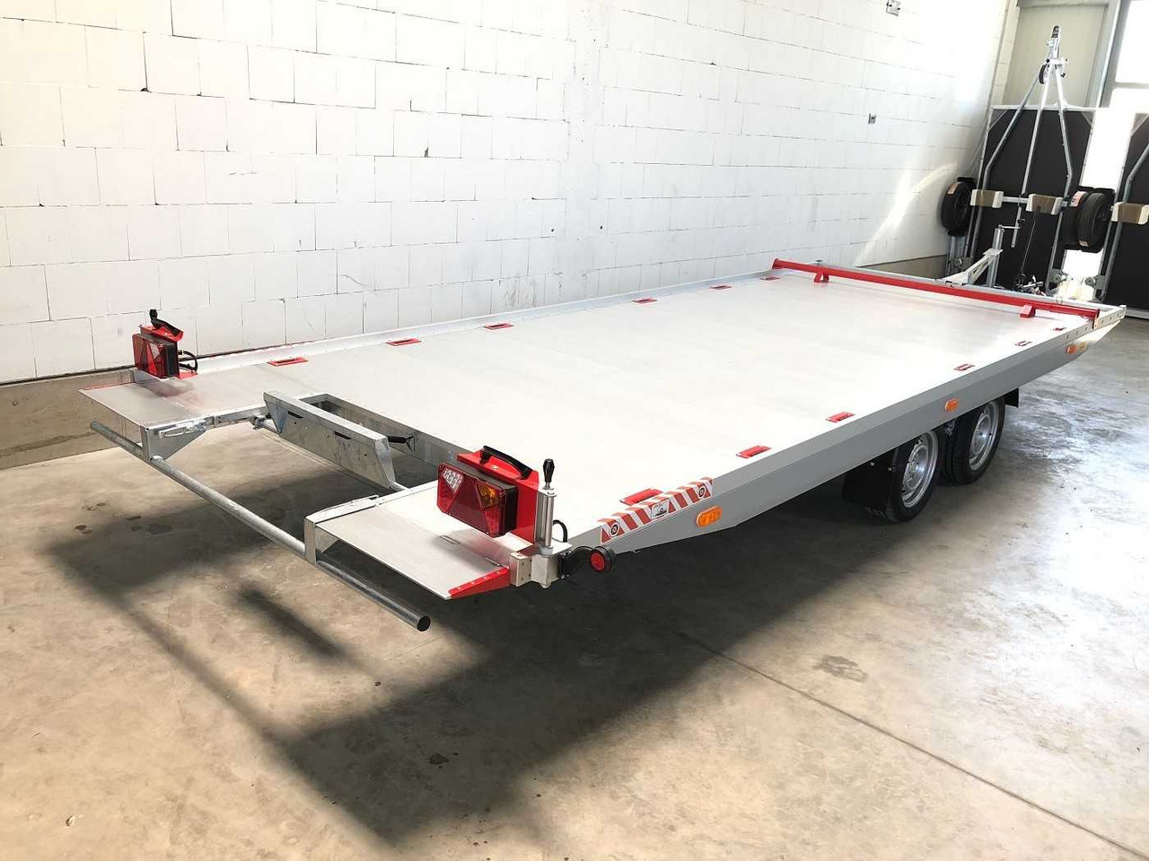 Portavehículos remolque nuevo VEZEKO Imola 35.47 Autotransporter: foto 6