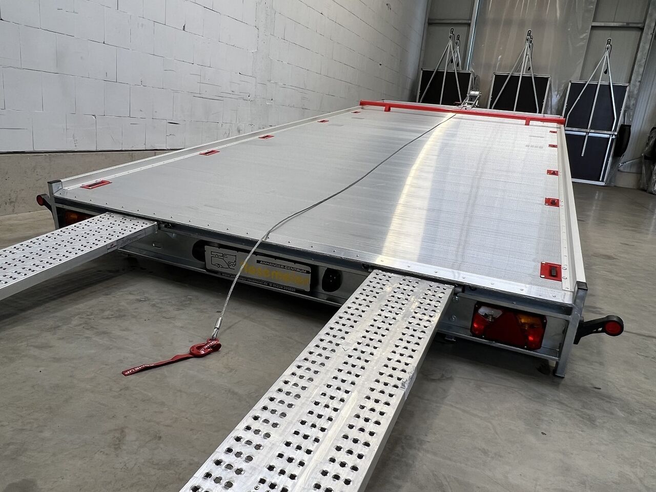 Vezeko Jumbo Light 35.56 E-Winde Autotransporter - Portavehículos remolque: foto 5 Vezeko Jumbo Light 35.56 E-Winde Autotransporter - Portavehículos remolque: foto 5