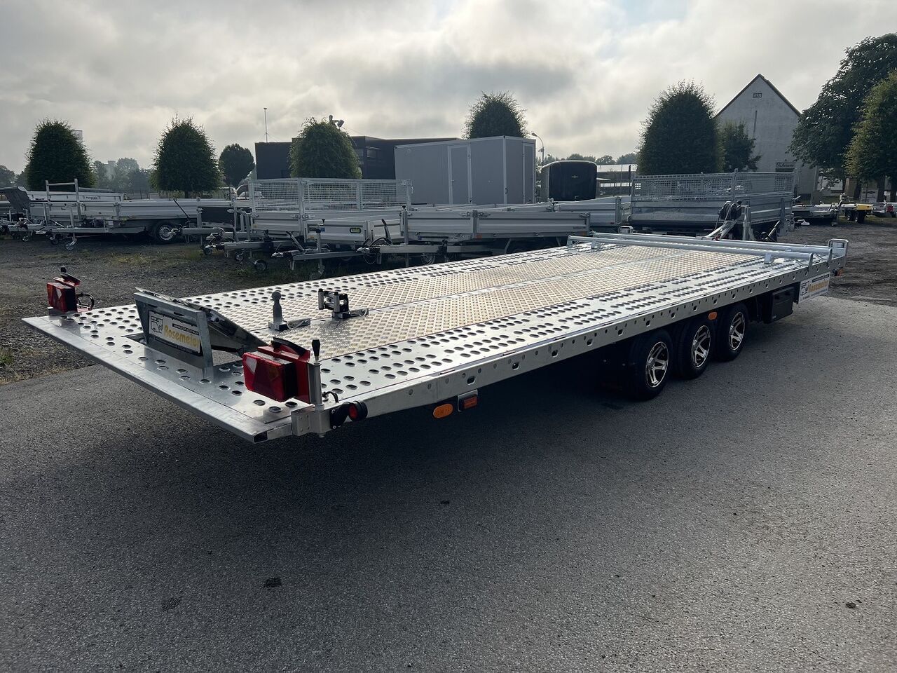 Vezeko Jumbola 35.60 Tridem Autotransporter - Portavehículos remolque: foto 3 Vezeko Jumbola 35.60 Tridem Autotransporter - Portavehículos remolque: foto 3