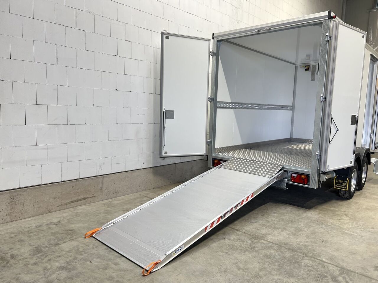 Vezeko TK C 30.35 KH Rampe ausziehbar Kühlanhänger - Frigorífico remolque: foto 3 Vezeko TK C 30.35 KH Rampe ausziehbar Kühlanhänger - Frigorífico remolque: foto 3