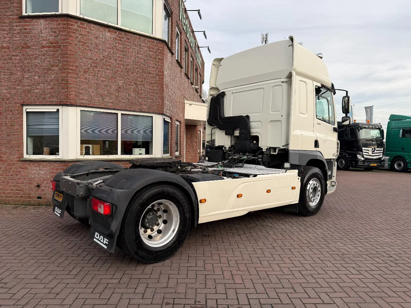 DAF CF 440 CF440 4X2 SPACECAB / Full spoilers / Alcoa / Hydraulics / Holland Truck !!!!!!! - Cabeza tractora: foto 5 DAF CF 440 CF440 4X2 SPACECAB / Full spoilers / Alcoa / Hydraulics / Holland Truck !!!!!!! - Cabeza tractora: foto 5
