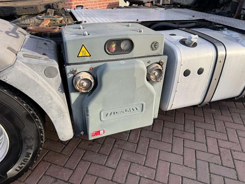 MAN TGA 18.440 TGA 18.440 4X2 Euro 5 / Drum compressor / - Cabeza tractora: foto 3 MAN TGA 18.440 TGA 18.440 4X2 Euro 5 / Drum compressor / - Cabeza tractora: foto 3