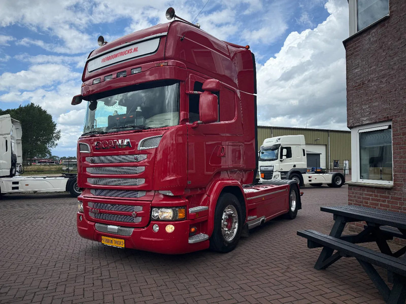 Scania R520 V8 4x2 STREAMLINE EURO6 RETARDER STANDAIRCO SPECIAL INTERIEUR HYDRAULICS SUPER CONDITION!!! - Cabeza tractora: foto 2 Scania R520 V8 4x2 STREAMLINE EURO6 RETARDER STANDAIRCO SPECIAL INTERIEUR HYDRAULICS SUPER CONDITION!!! - Cabeza tractora: foto 2