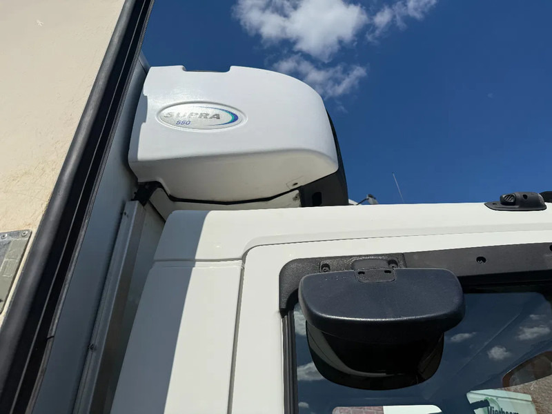 Frigorífico camión Volvo FL FL210 4X2 Kuhlkoffer mit Carrier Supra 550 / LBW / AHK: foto 14 Frigorífico camión Volvo FL FL210 4X2 Kuhlkoffer mit Carrier Supra 550 / LBW / AHK: foto 14