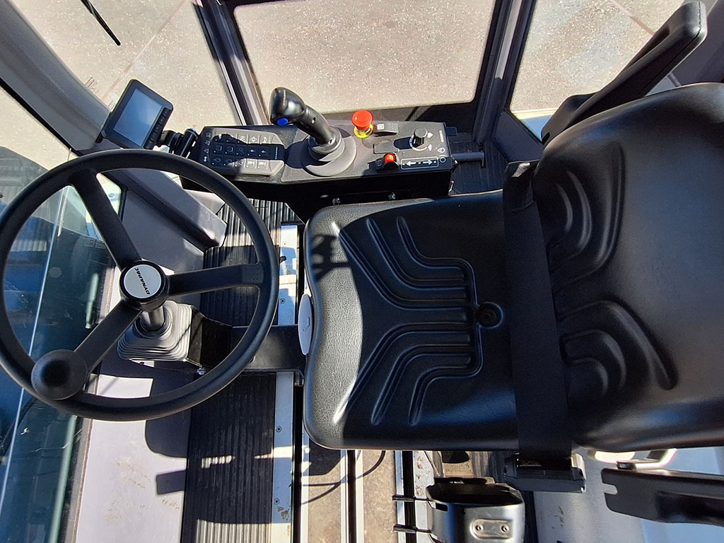 DYNAPAC CP1200W - Rodillo de neumáticos: foto 4 DYNAPAC CP1200W - Rodillo de neumáticos: foto 4