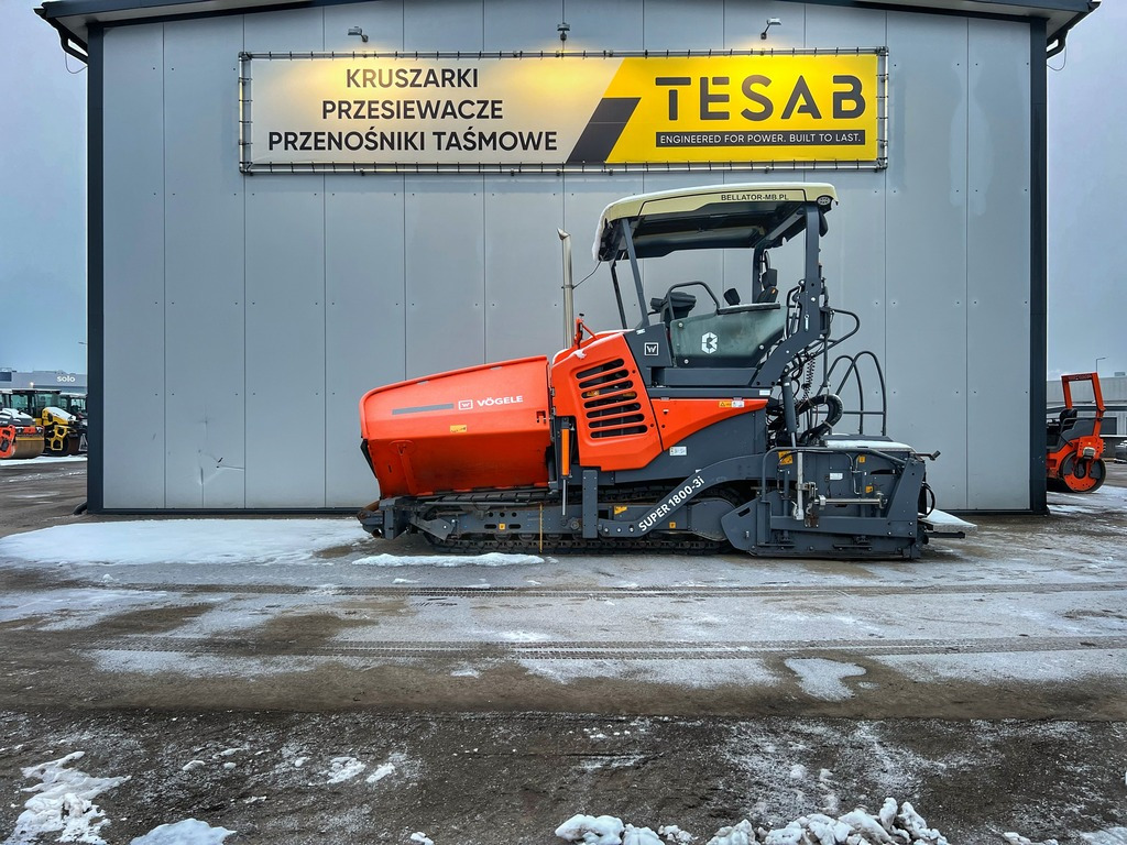 VÖGELE SUPER 1800-3i - Pavimentadora de asfalto: foto 1 VÖGELE SUPER 1800-3i - Pavimentadora de asfalto: foto 1