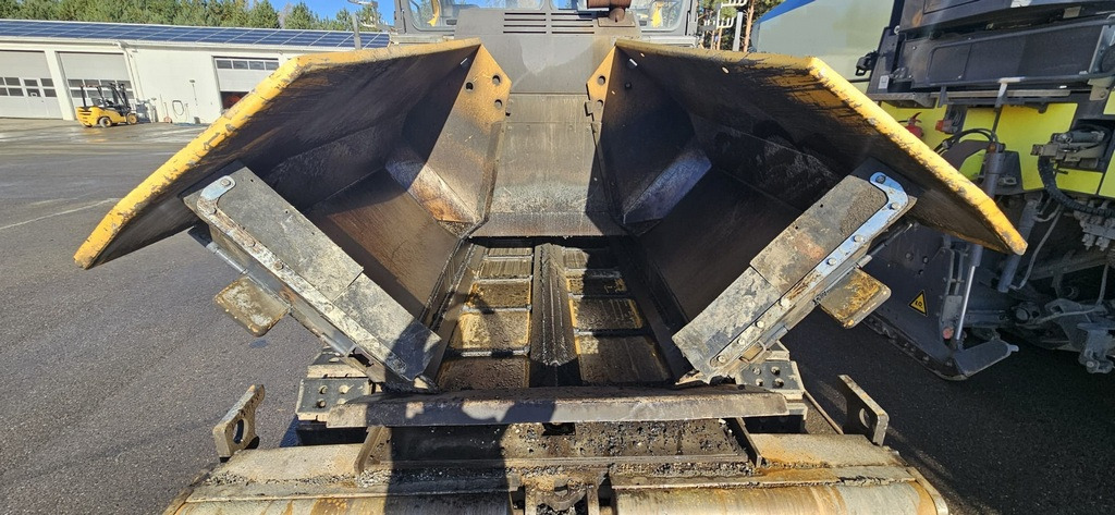 VOLVO ABG P7820C - Pavimentadora de asfalto: foto 2 VOLVO ABG P7820C - Pavimentadora de asfalto: foto 2