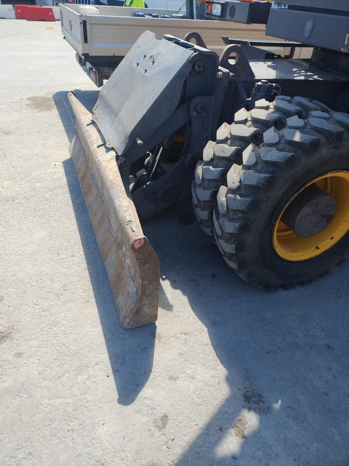 VOLVO EWR170E - Excavadora de ruedas: foto 5 VOLVO EWR170E - Excavadora de ruedas: foto 5