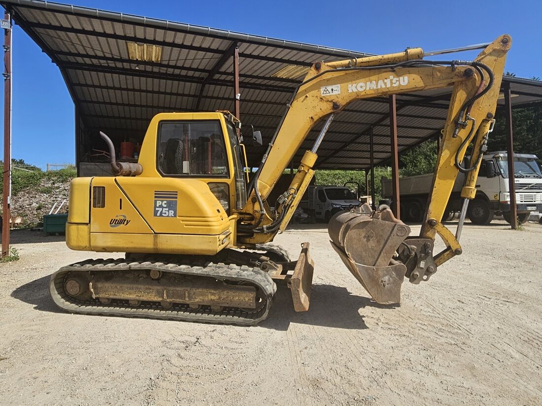 KOMATSU PC 75 R - Miniexcavadora: foto 1 KOMATSU PC 75 R - Miniexcavadora: foto 1