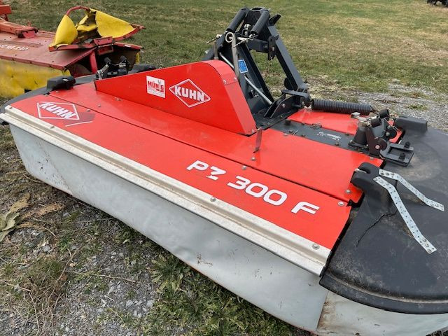 Frontmähwerk, Kuhn, PZ 300F - Segadora: foto 1 Frontmähwerk, Kuhn, PZ 300F - Segadora: foto 1