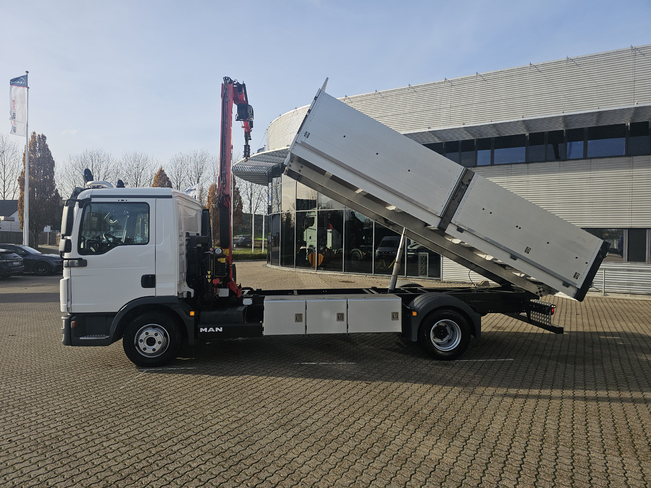 MAN TGL 10.220 - Volquete camión: foto 5 MAN TGL 10.220 - Volquete camión: foto 5