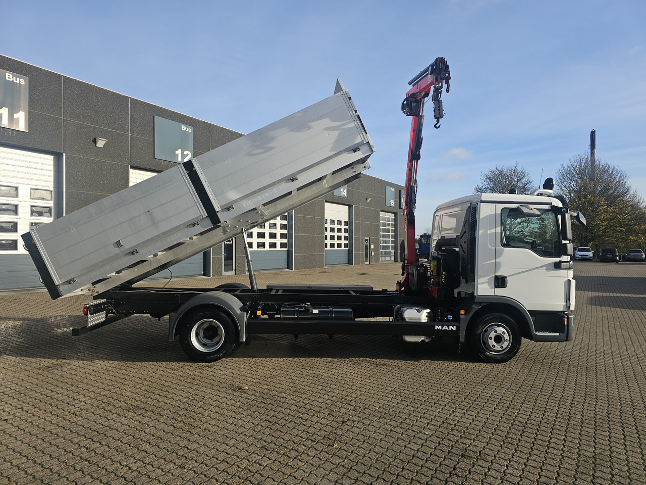 MAN TGL 10.220 - Volquete camión: foto 4 MAN TGL 10.220 - Volquete camión: foto 4